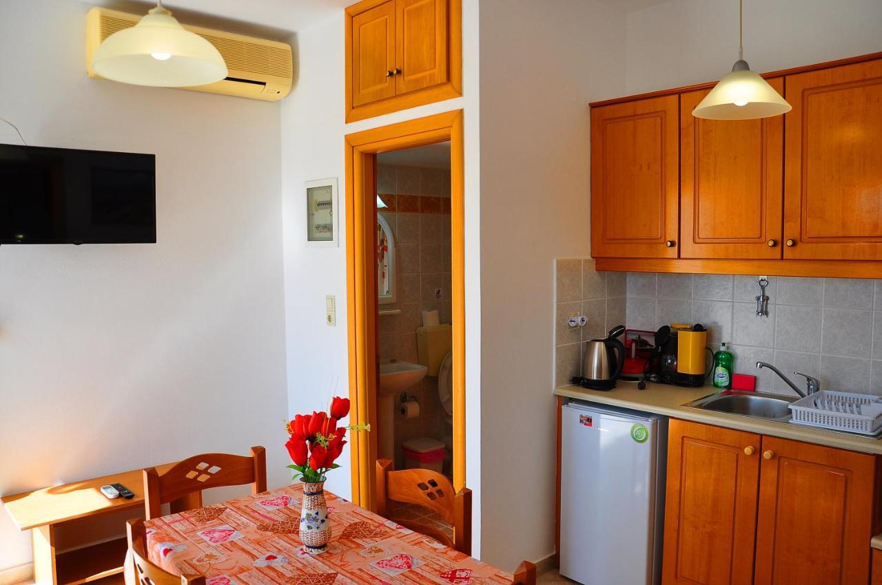 Lagos Studios & Apartments Palekastro Extérieur photo