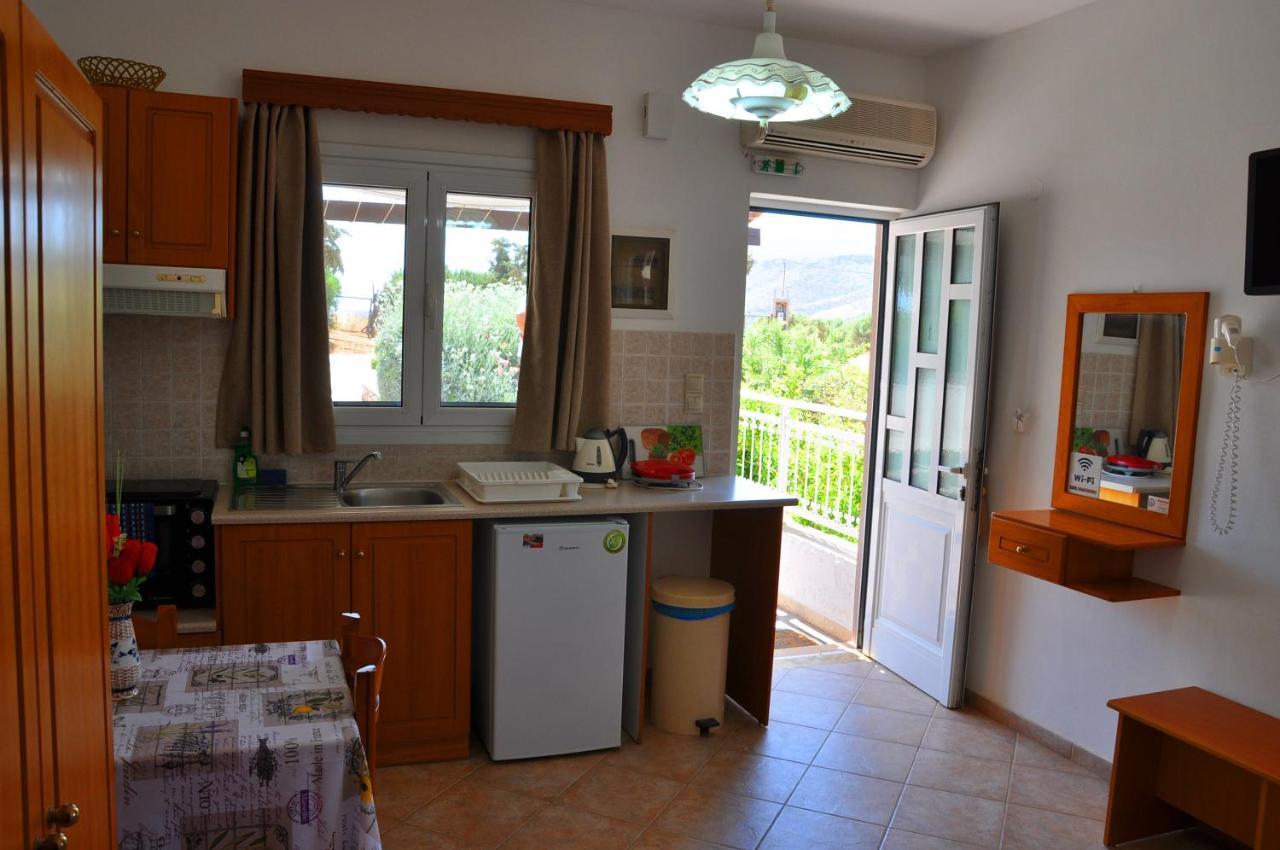 Lagos Studios & Apartments Palekastro Extérieur photo