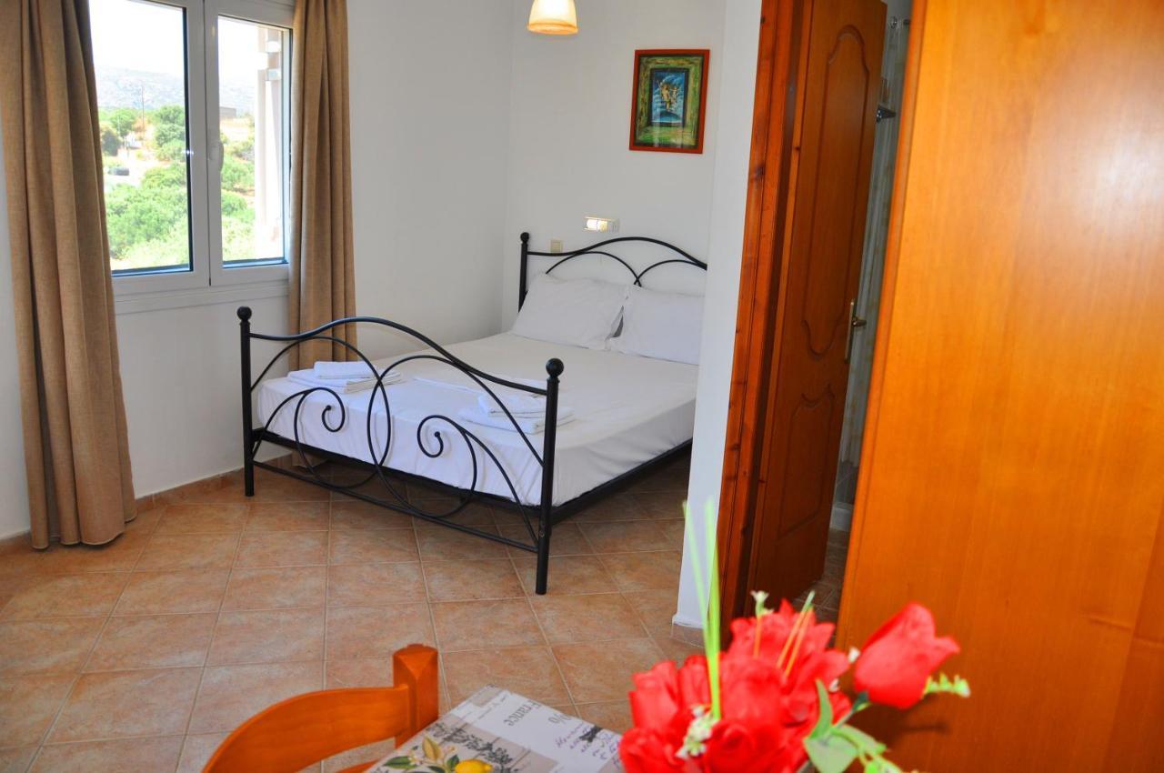 Lagos Studios & Apartments Palekastro Extérieur photo