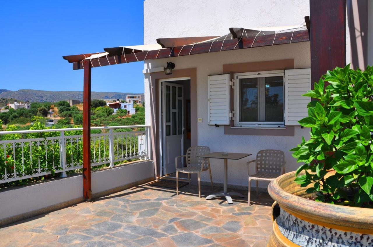 Lagos Studios & Apartments Palekastro Extérieur photo