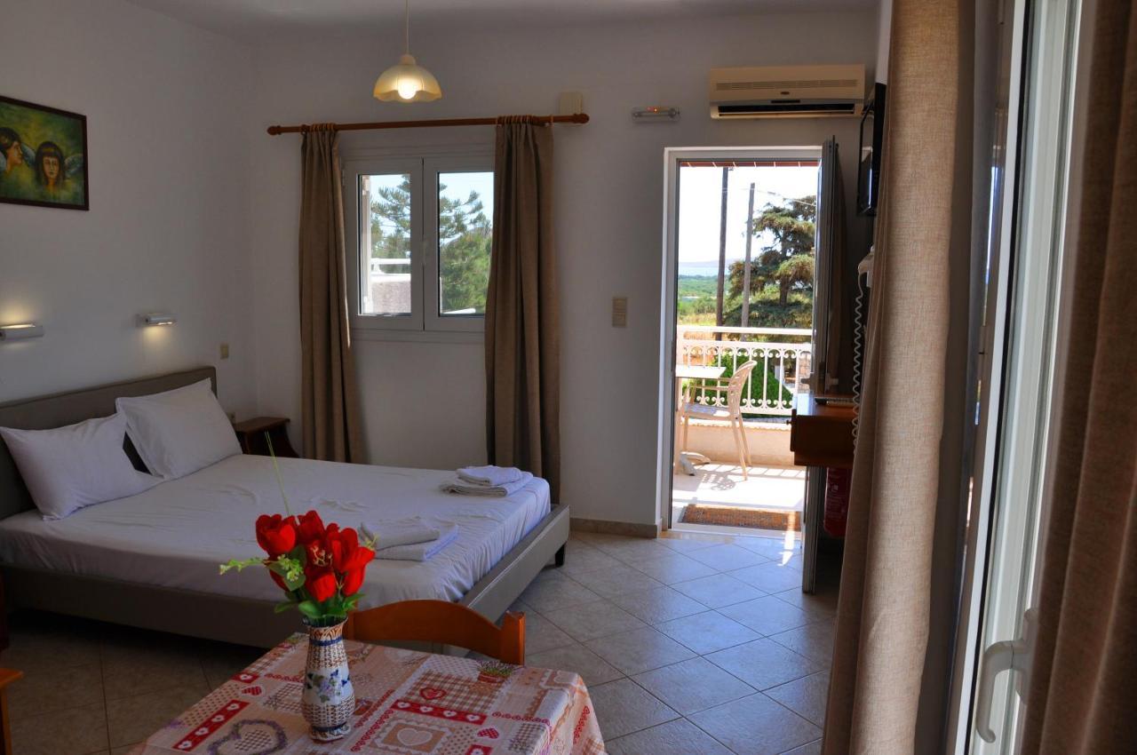 Lagos Studios & Apartments Palekastro Extérieur photo