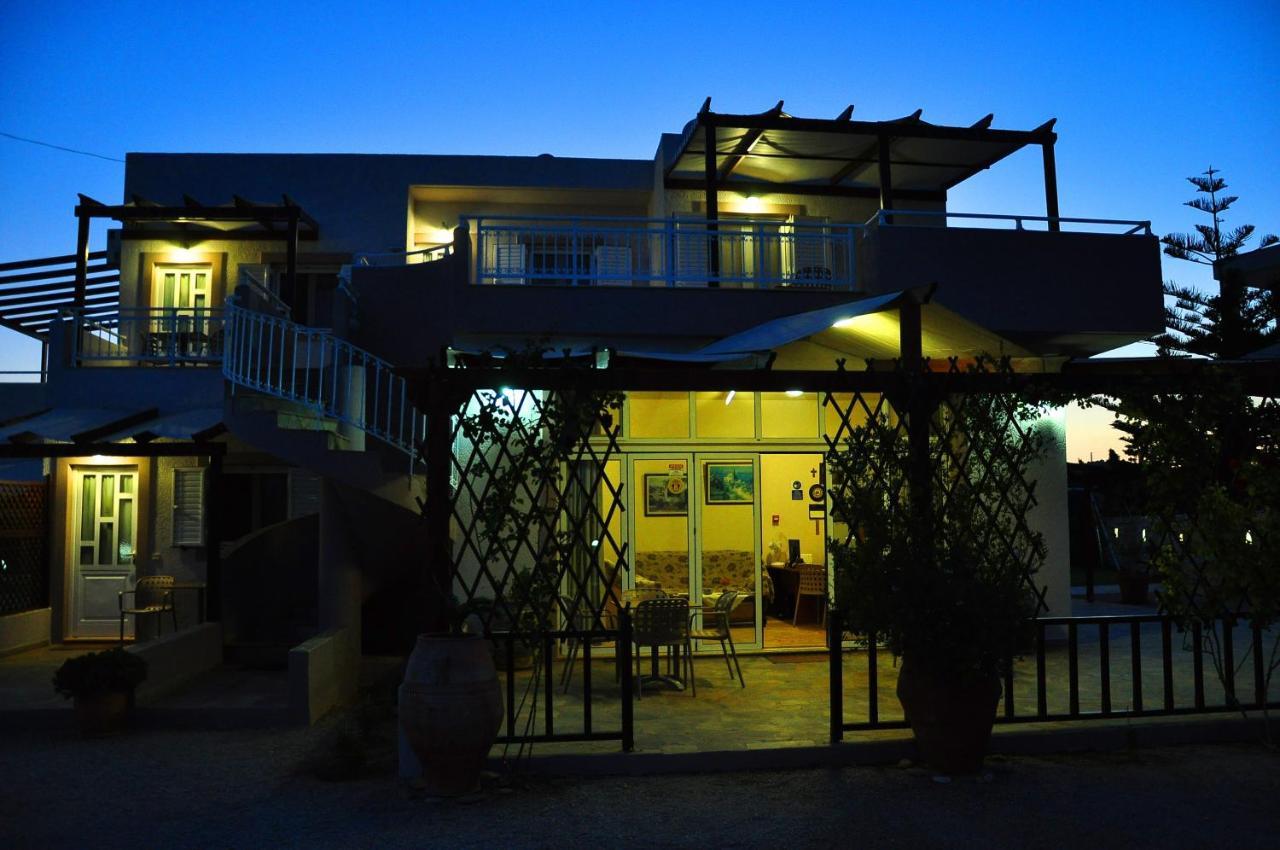 Lagos Studios & Apartments Palekastro Extérieur photo
