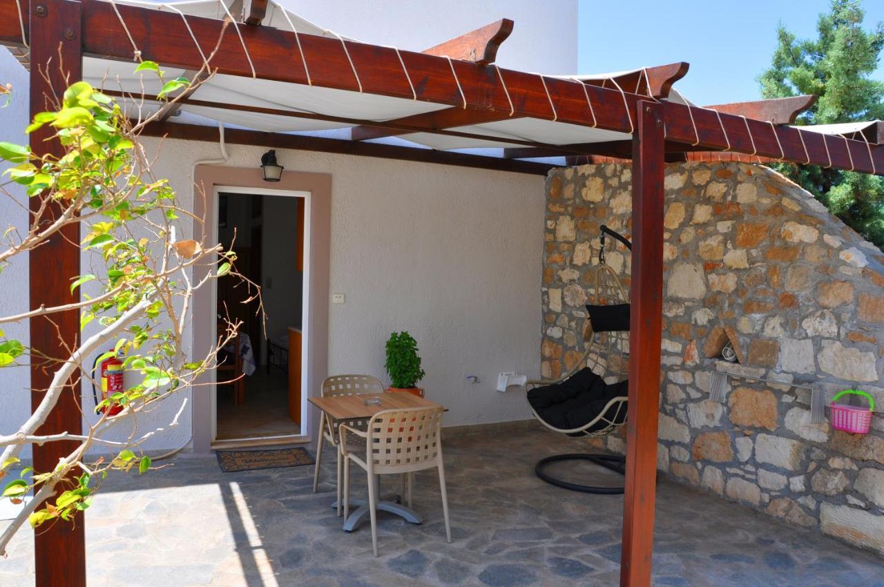 Lagos Studios & Apartments Palekastro Extérieur photo